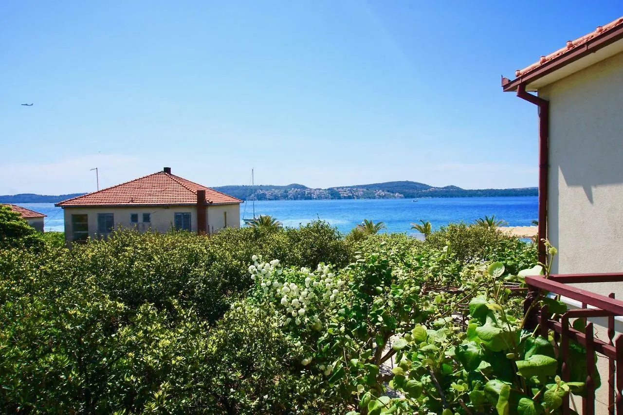 Apartments Burano Trogir 0*,  Croacia
