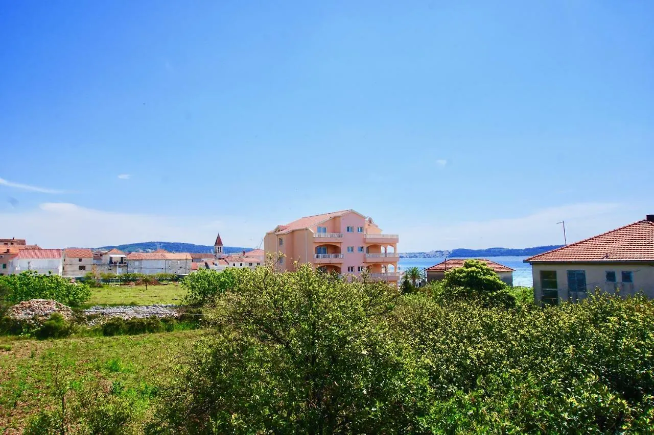 Apartments Burano Trogir Croacia