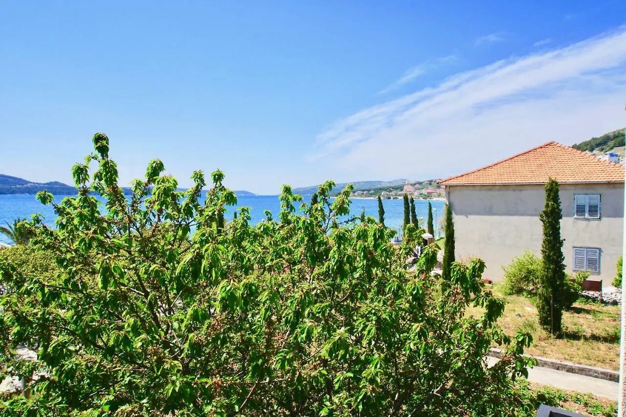 Apartments Burano Trogir