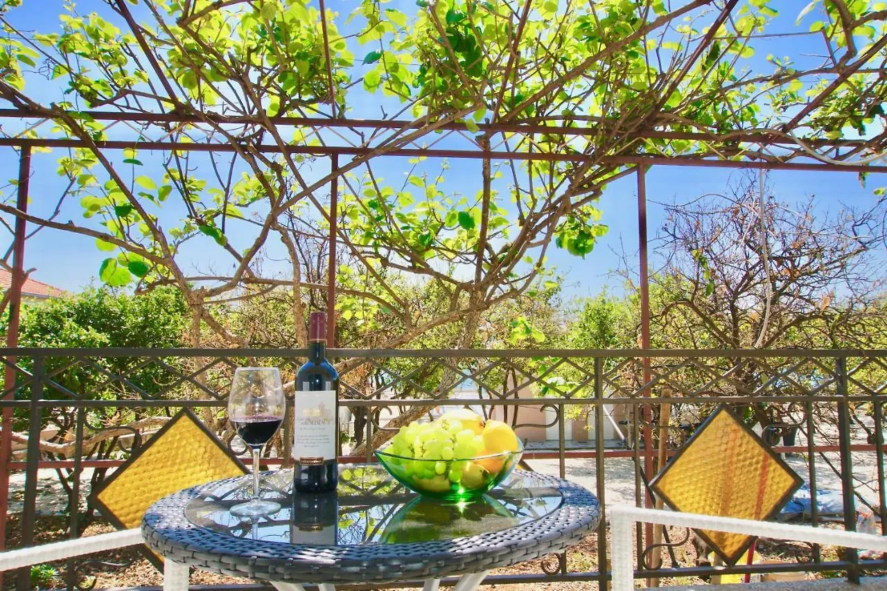 Apartments Burano Trogir