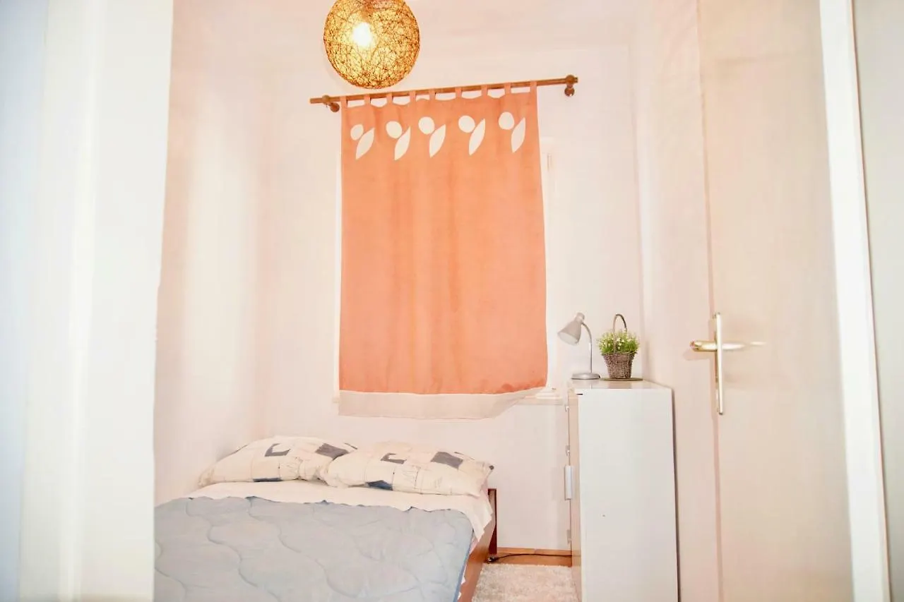 Apartments Burano Trogir Croacia